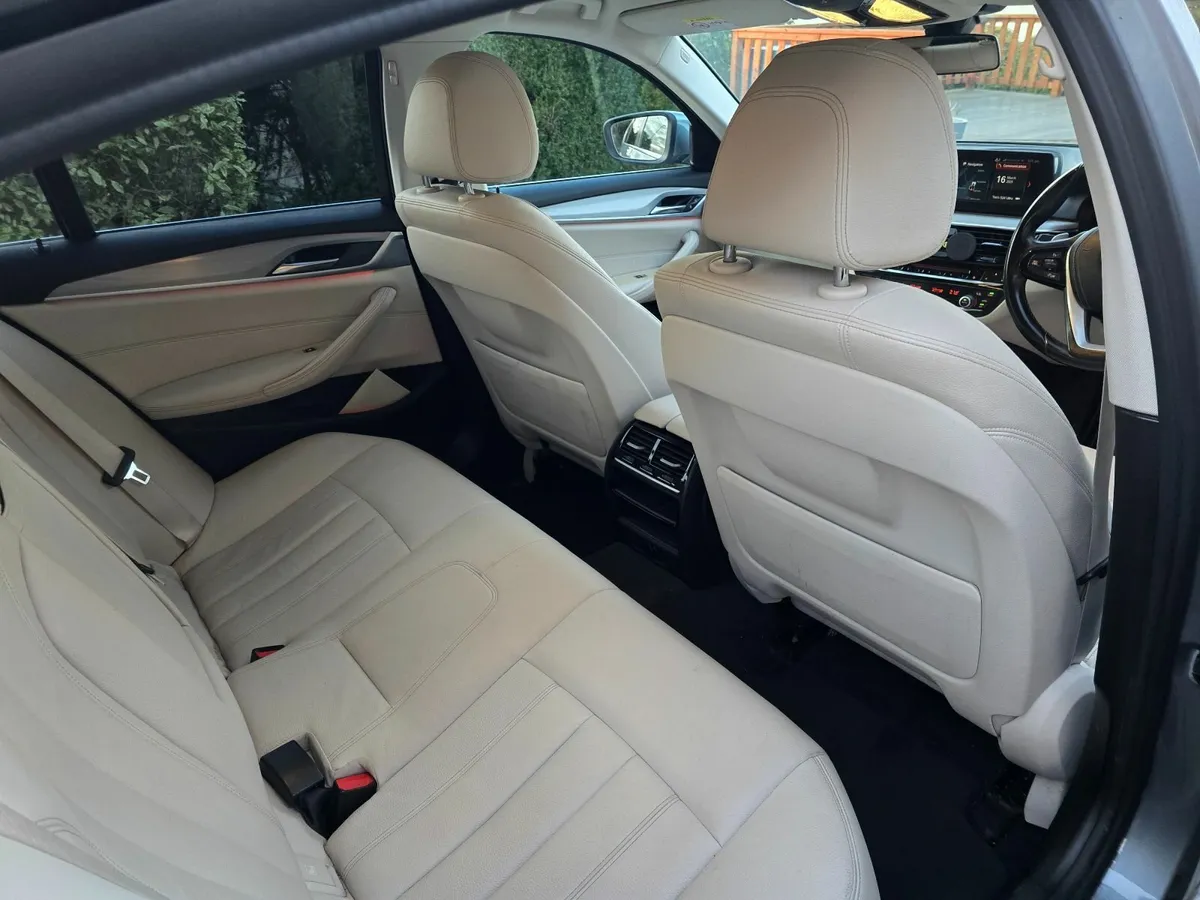 BMW 5-Series SE (G30 Model) - Image 3