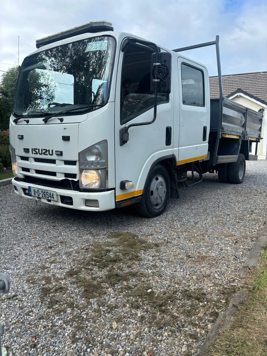 Isuzu NLR 3.5 tonne - Image 2