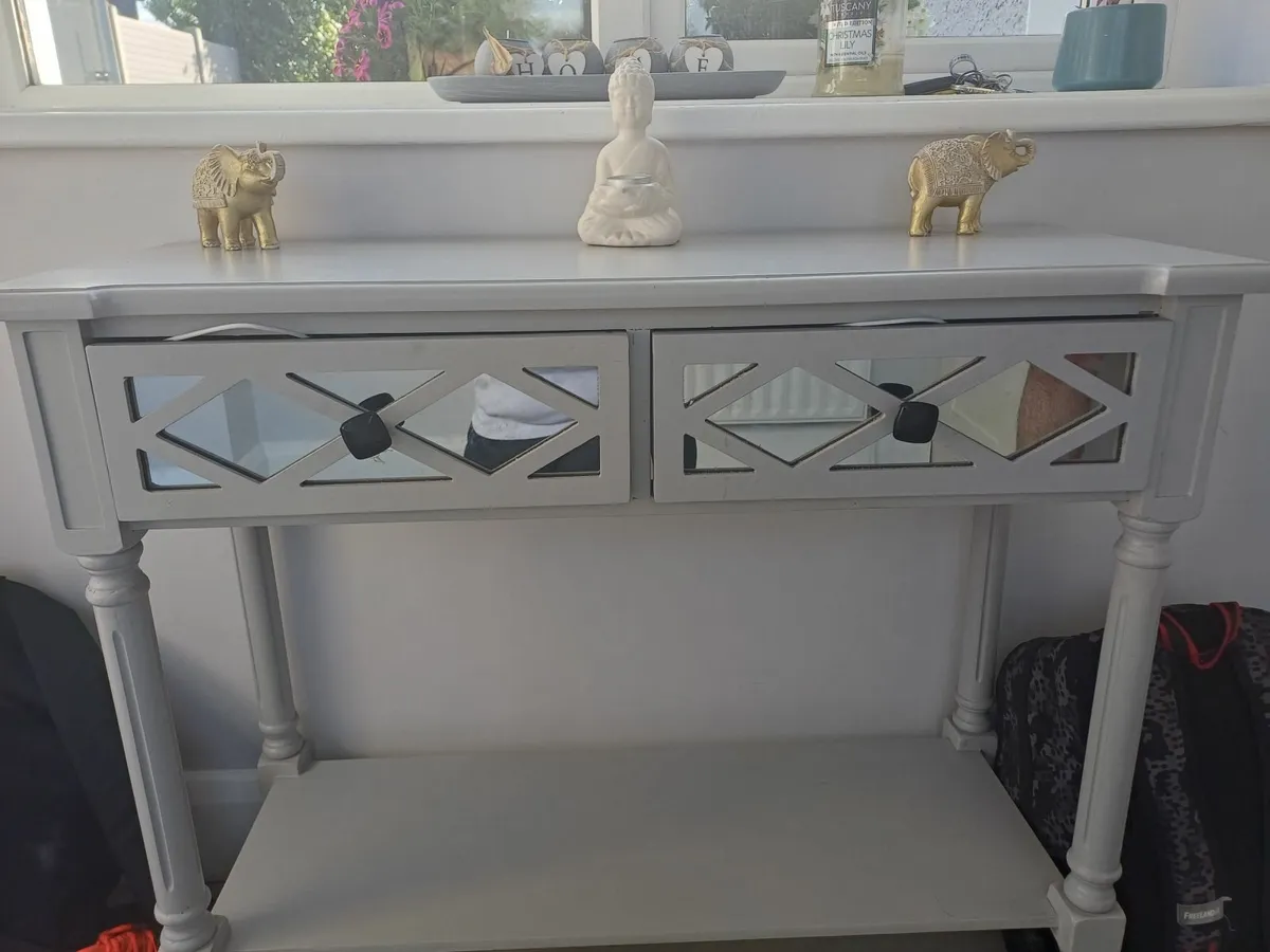 Console table