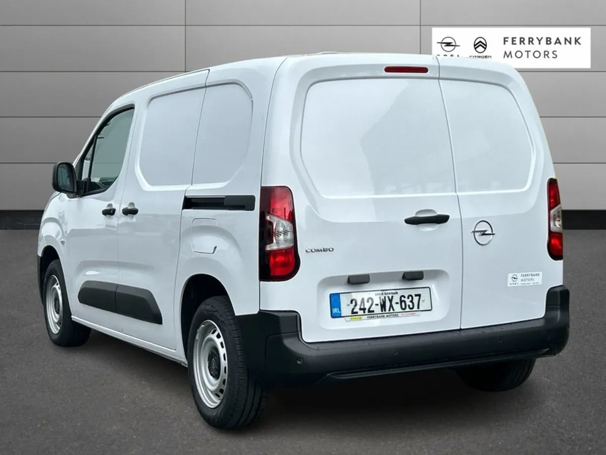 Opel Combo 19 Komf L1h1-1.5 100PS D - Image 3