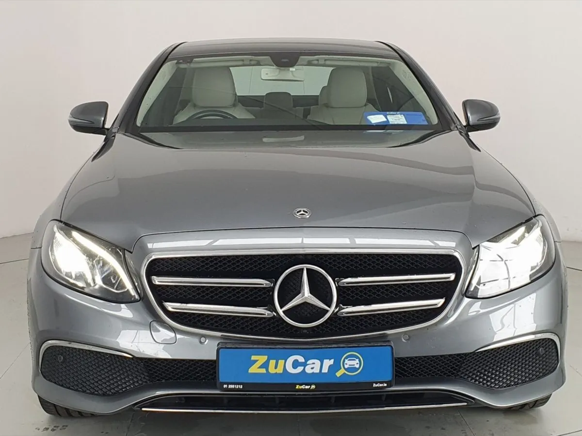 Mercedes-Benz E-Class  153 E 300 de Plug-in Hybri - Image 3