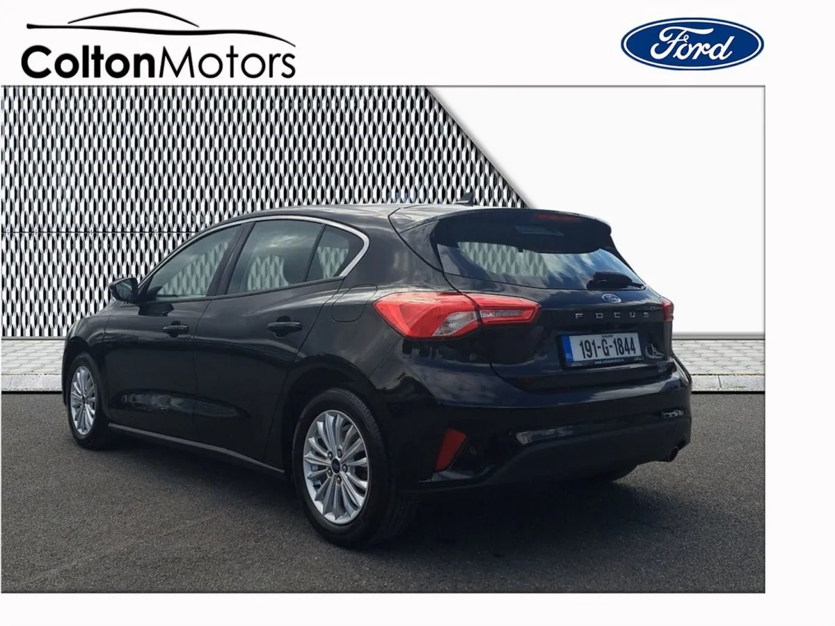 Ford Focus 1.5 Tdci Titanium Heated Seats - Image 4