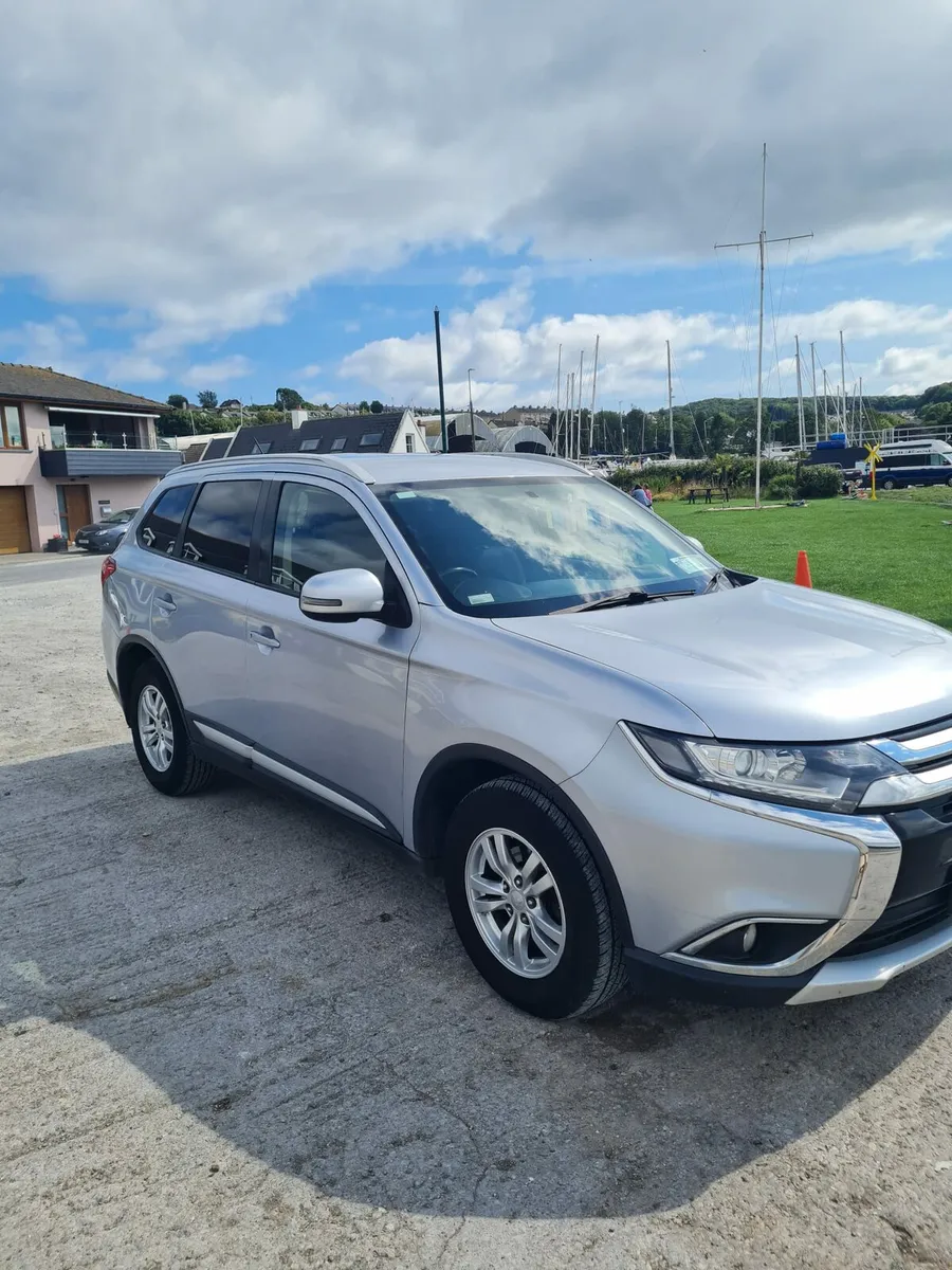 Mitsubshi Outlander - Image 2