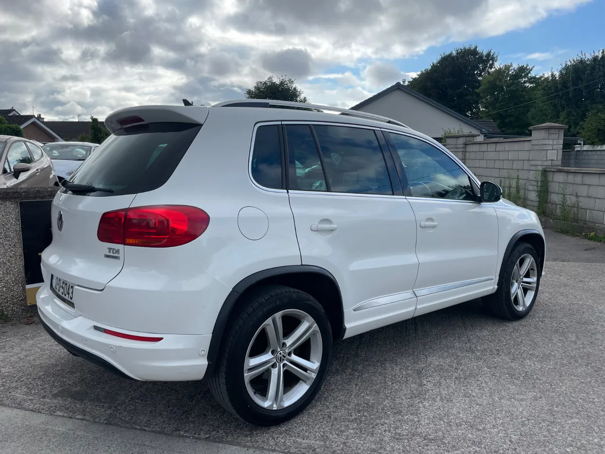 Volkswagen Tiguan Rline 4motion - Image 2