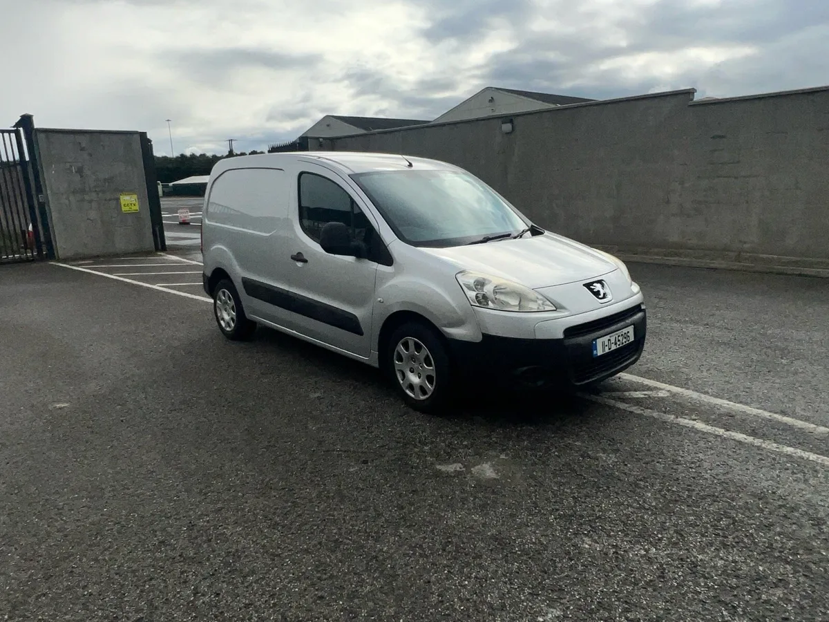2011 PEUGEOT PARTNER DOE 3/26 - Image 1