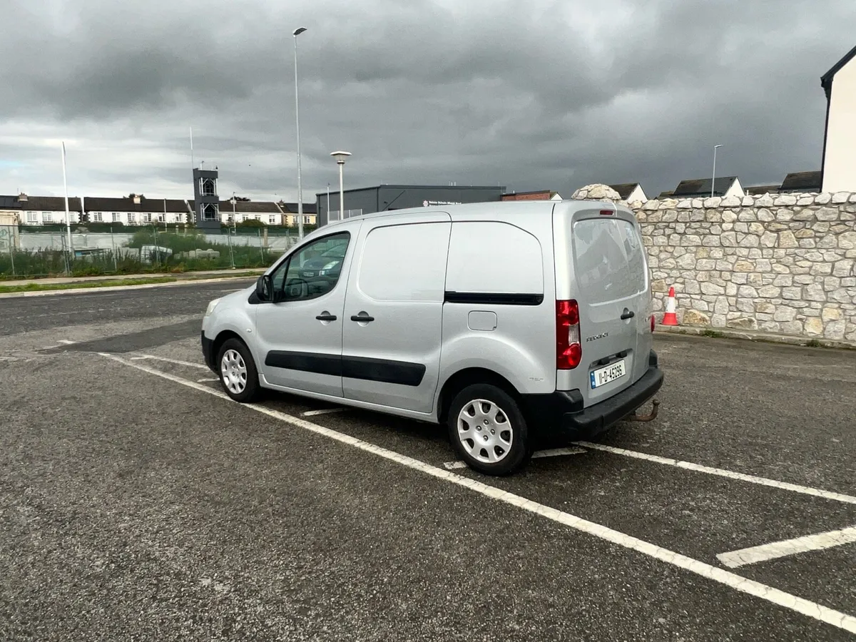 2011 PEUGEOT PARTNER DOE 3/26 - Image 4