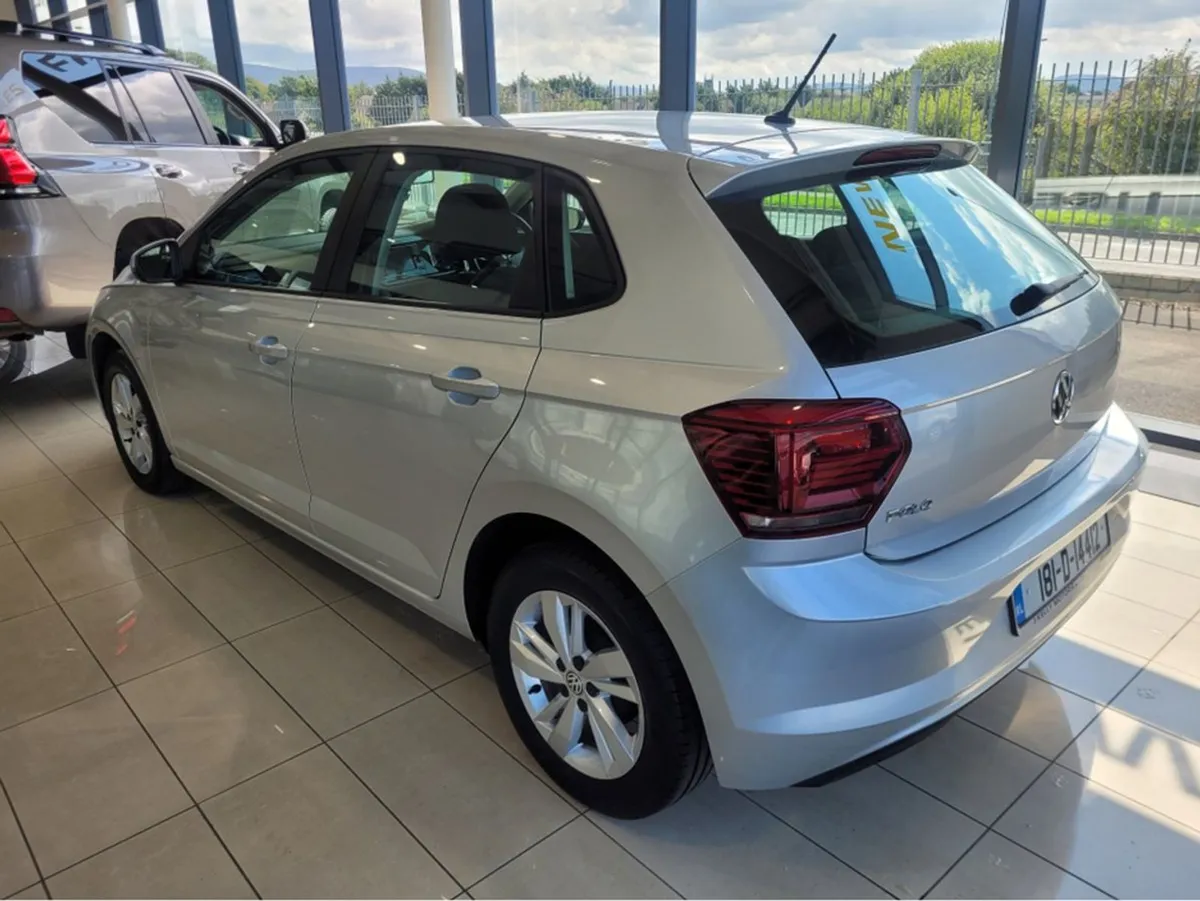 Volkswagen Polo LE 1.0 Manual 5speed 65hp 5DR - Image 2