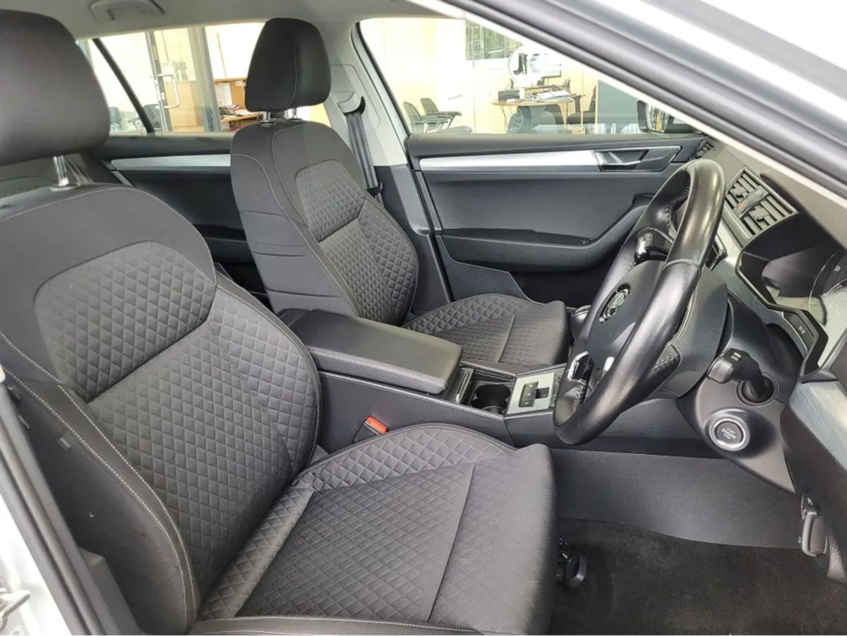 Skoda Superb C Ambition 2.0 TDI 150 150HP 5DR - Image 3