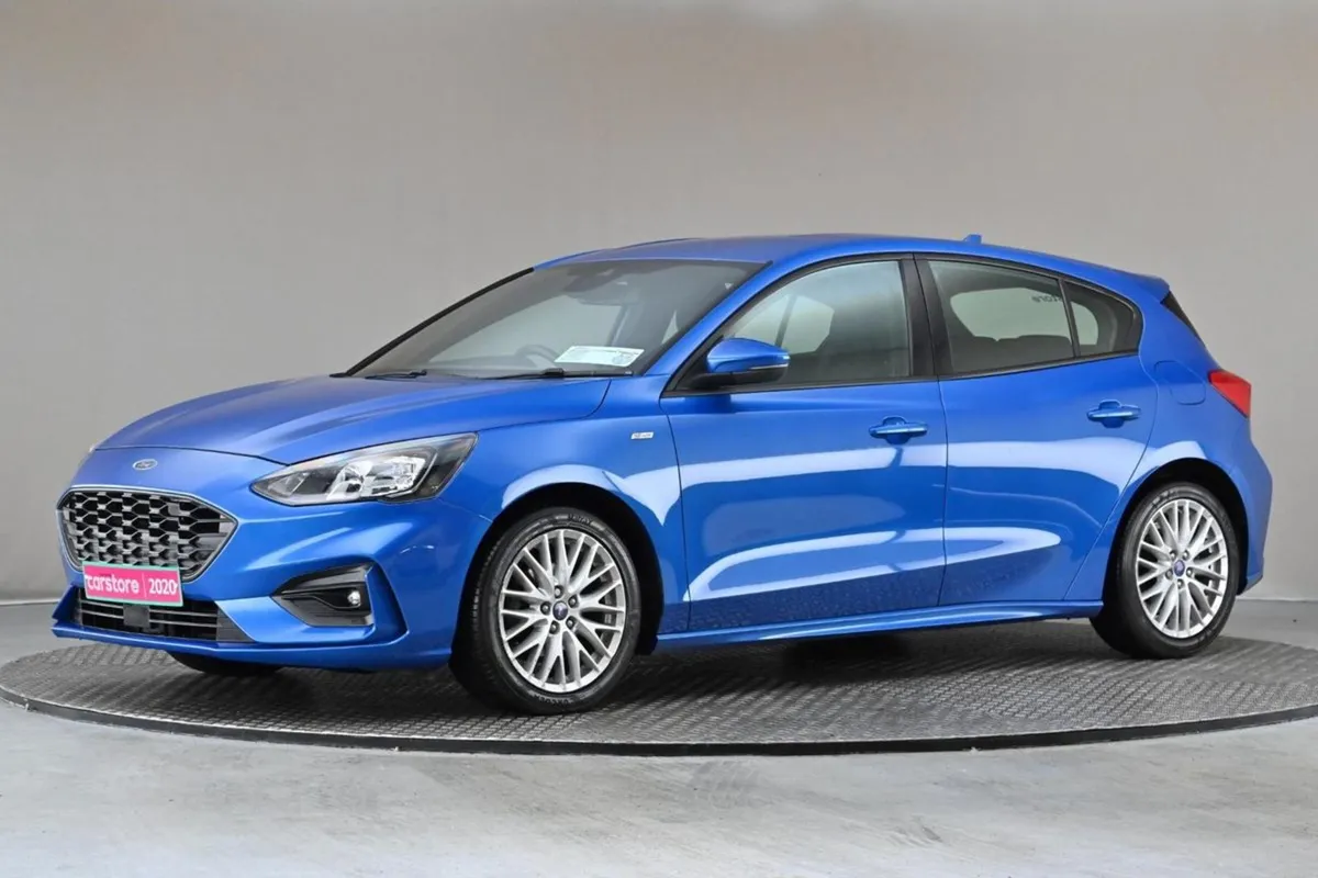 Ford Focus 1.0 St-line Ecoboost 125BHP 6spd - Image 4