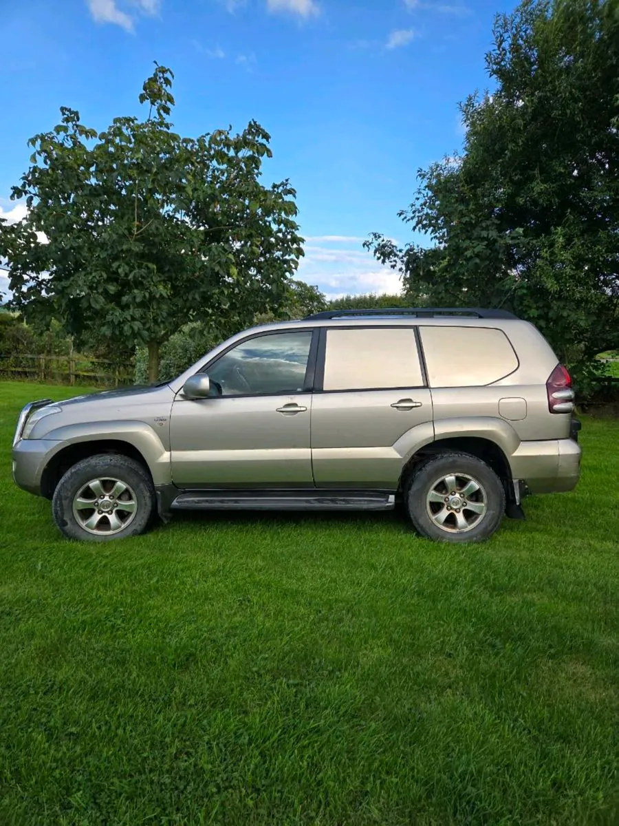Toyota landcruiser - Image 2