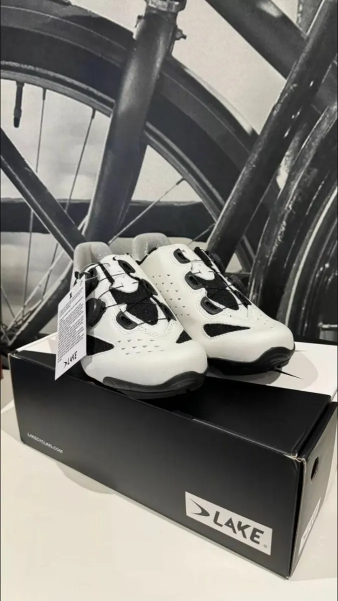 Lake CX238 Road Shoes - Image 1