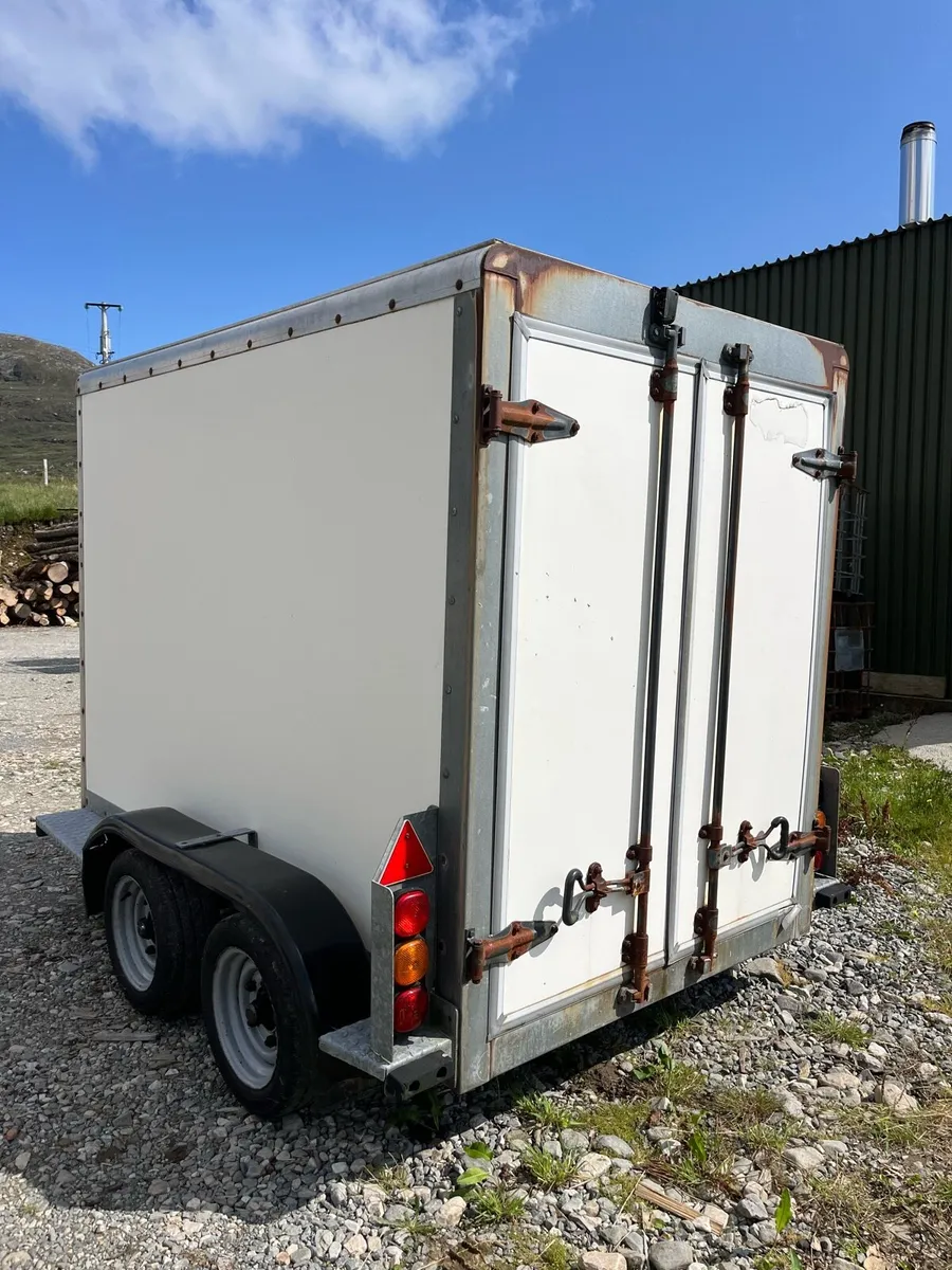 Nugent box trailer twin axle - Image 2