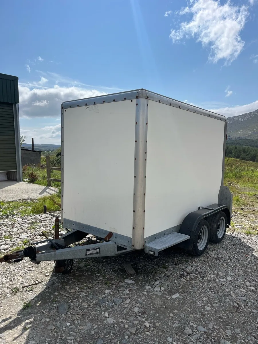 Nugent box trailer twin axle - Image 3