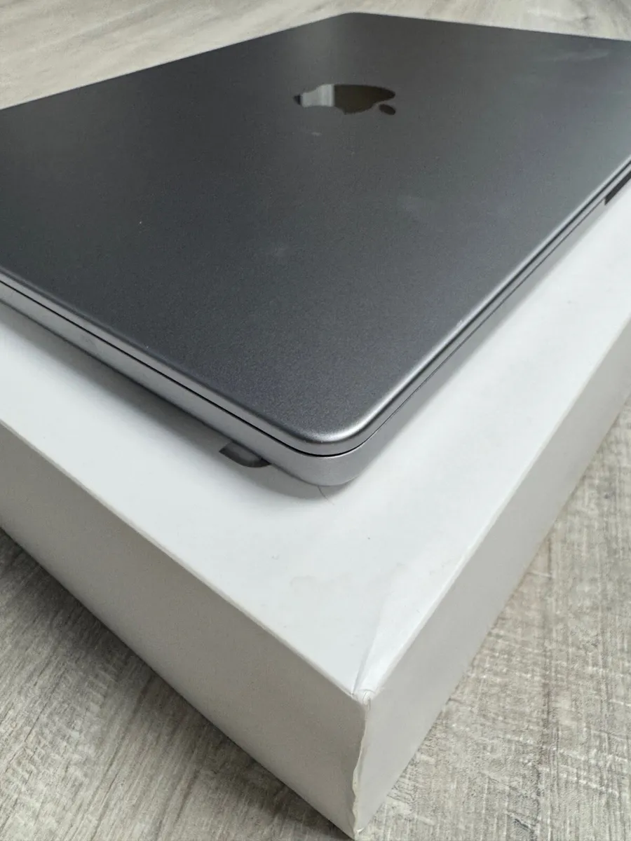 MacBook M1 Pro 14” 2021 - Image 2