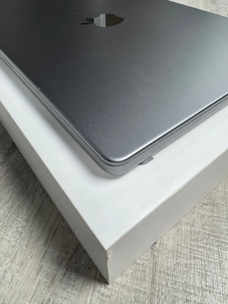 MacBook M1 Pro 14” 2021 - Image 3