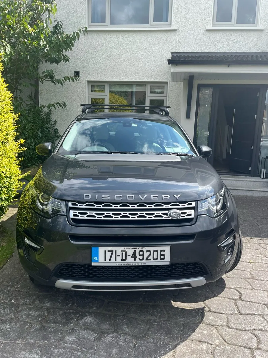 Land Rover Discovery Sport 2017 - Image 2