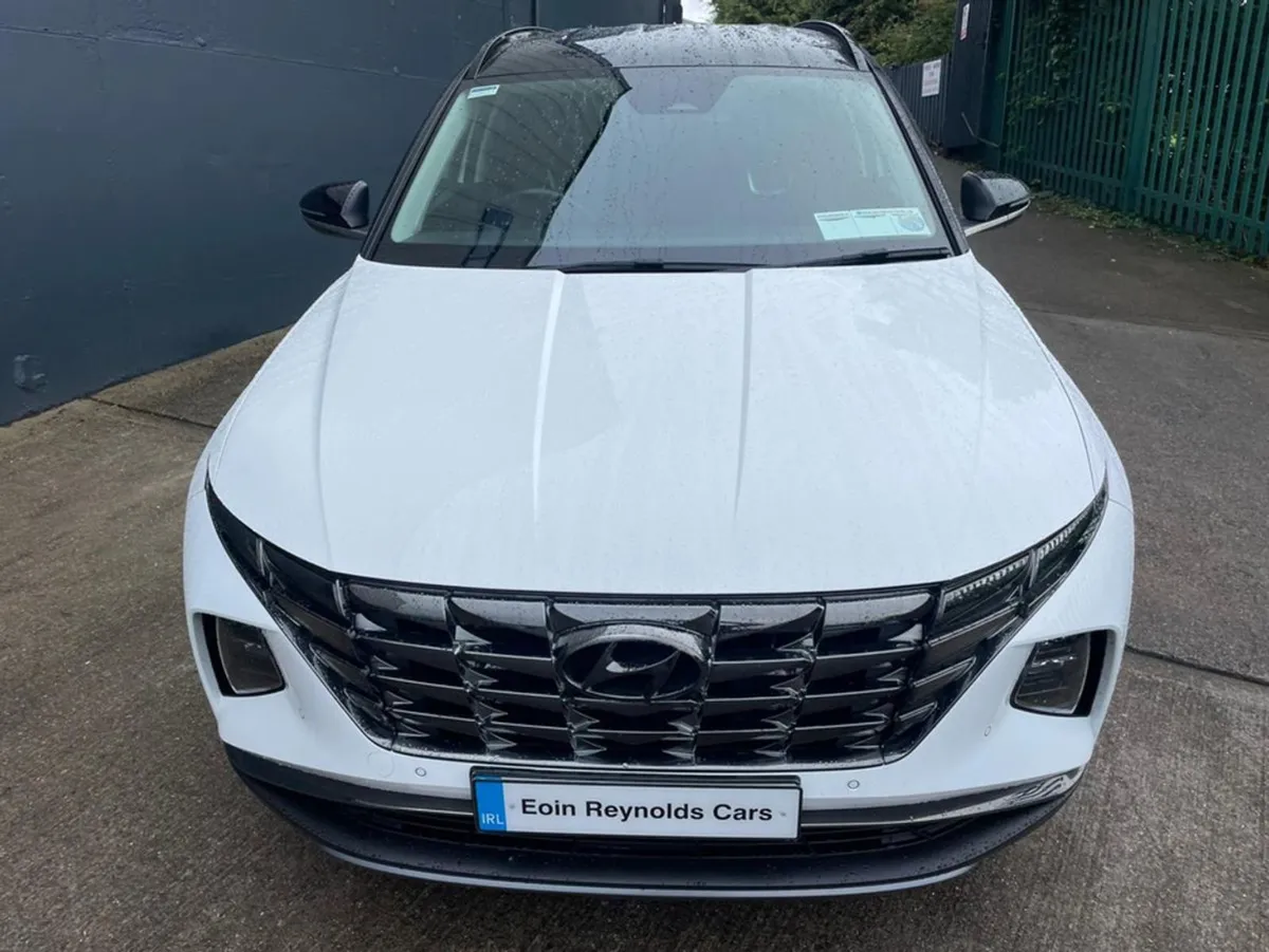 Hyundai Tucson Executive Plus HEV 2tone Hybrid Au - Image 3