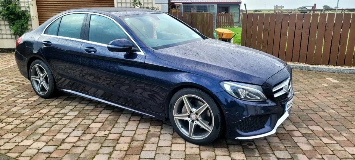 Mercedes C220 Amg 2017 - Image 2