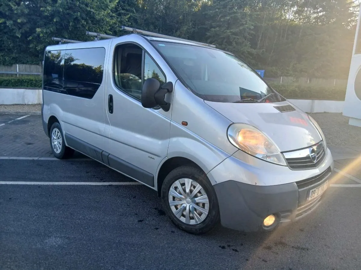 Opel vivaro 6speed manual 2450 - Image 1