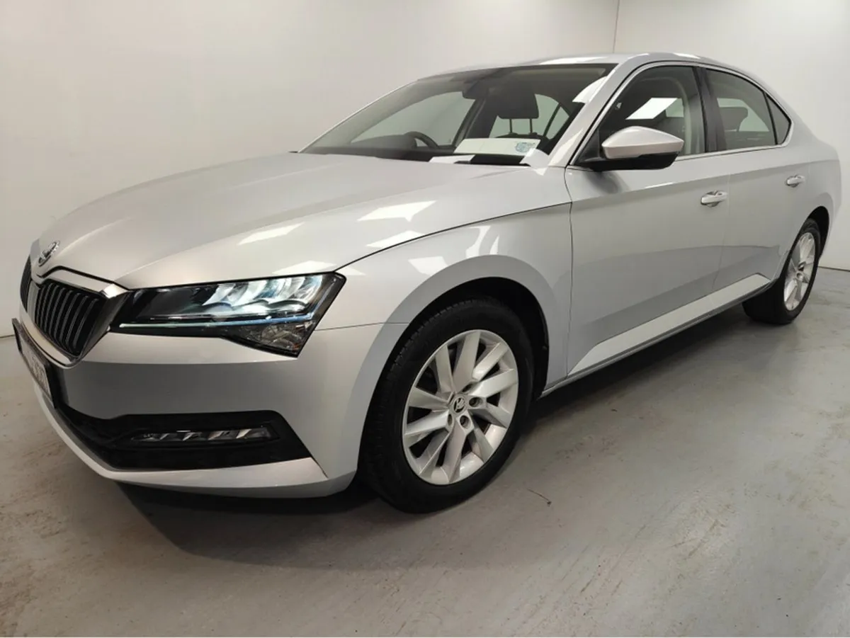 Skoda Superb Ambition 2.0 TDI 150HP 5DR - Image 1