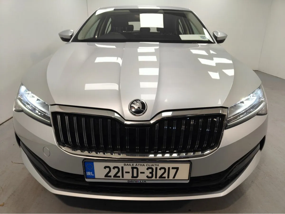 Skoda Superb Ambition 2.0 TDI 150HP 5DR - Image 2