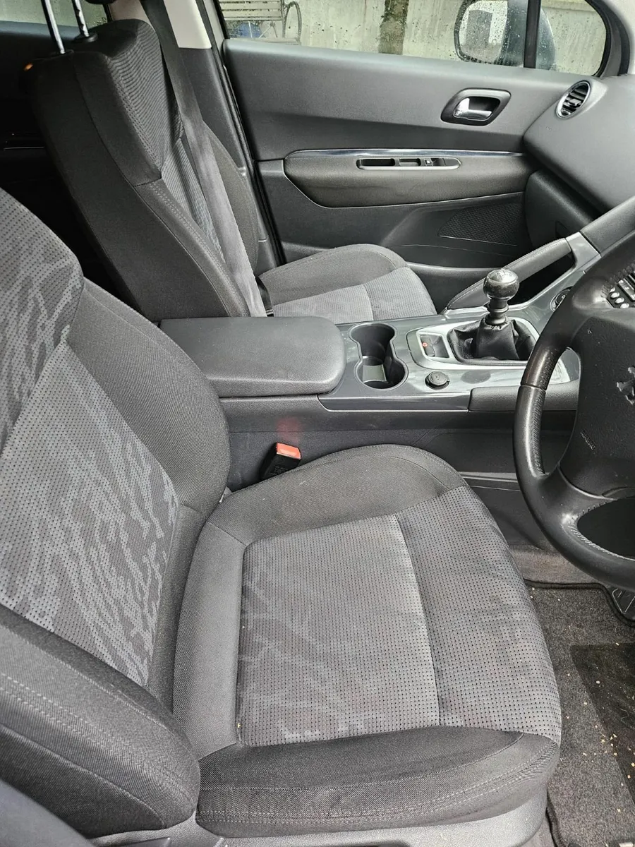 Peugeot 3008 2010 - Image 3