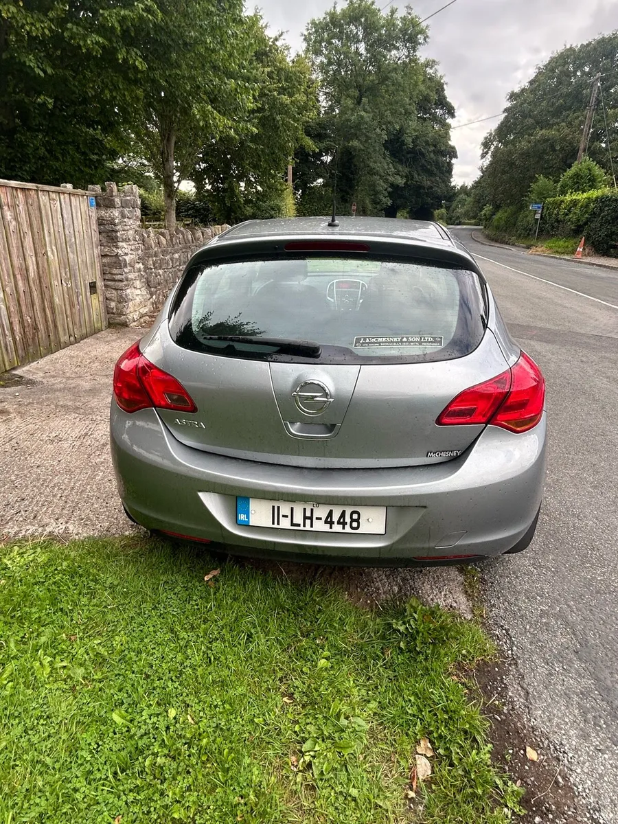 Opel Astra - Image 4