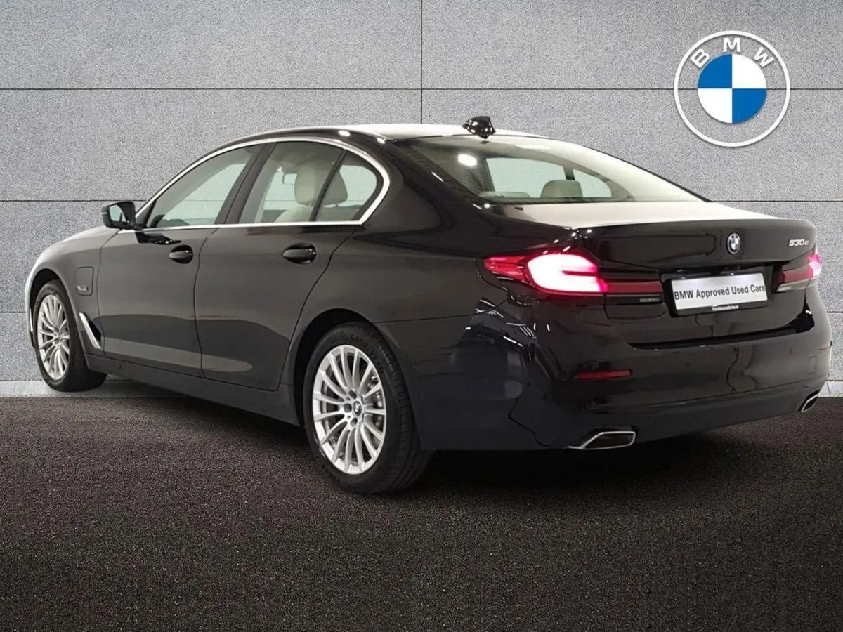 BMW 5 Series 530e SE Saloon - Image 2