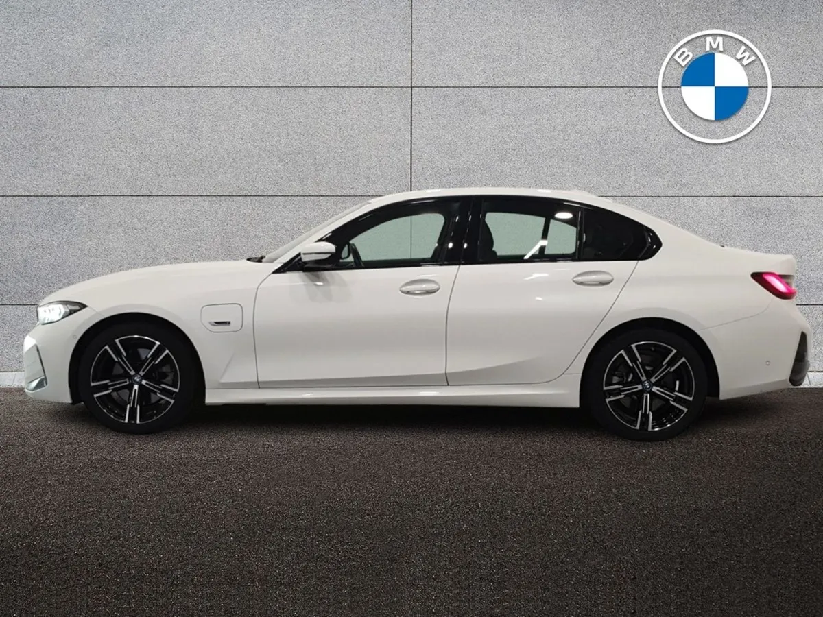 BMW 3 Series 330e M Sport Saloon - Image 4