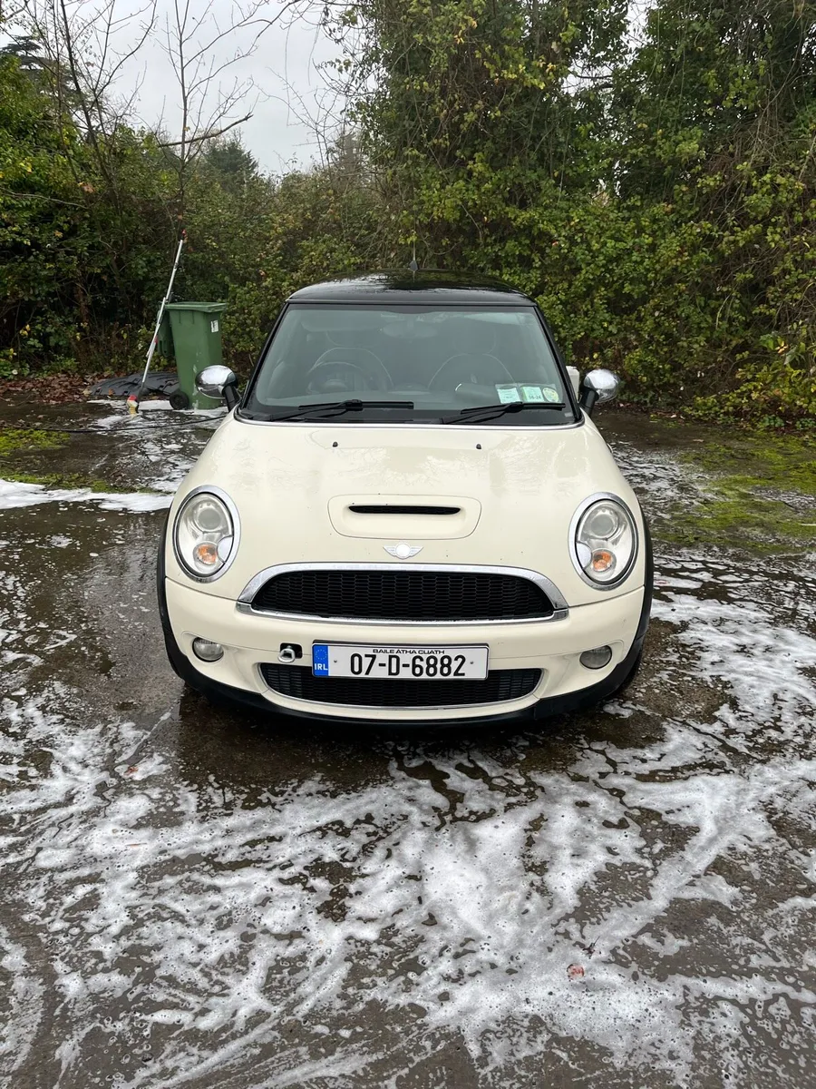 Mini Cooper S - Image 1