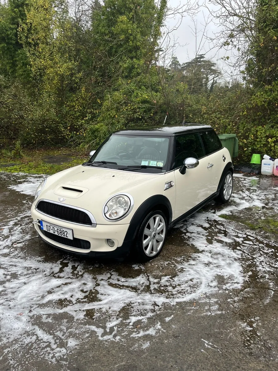 Mini Cooper S - Image 2