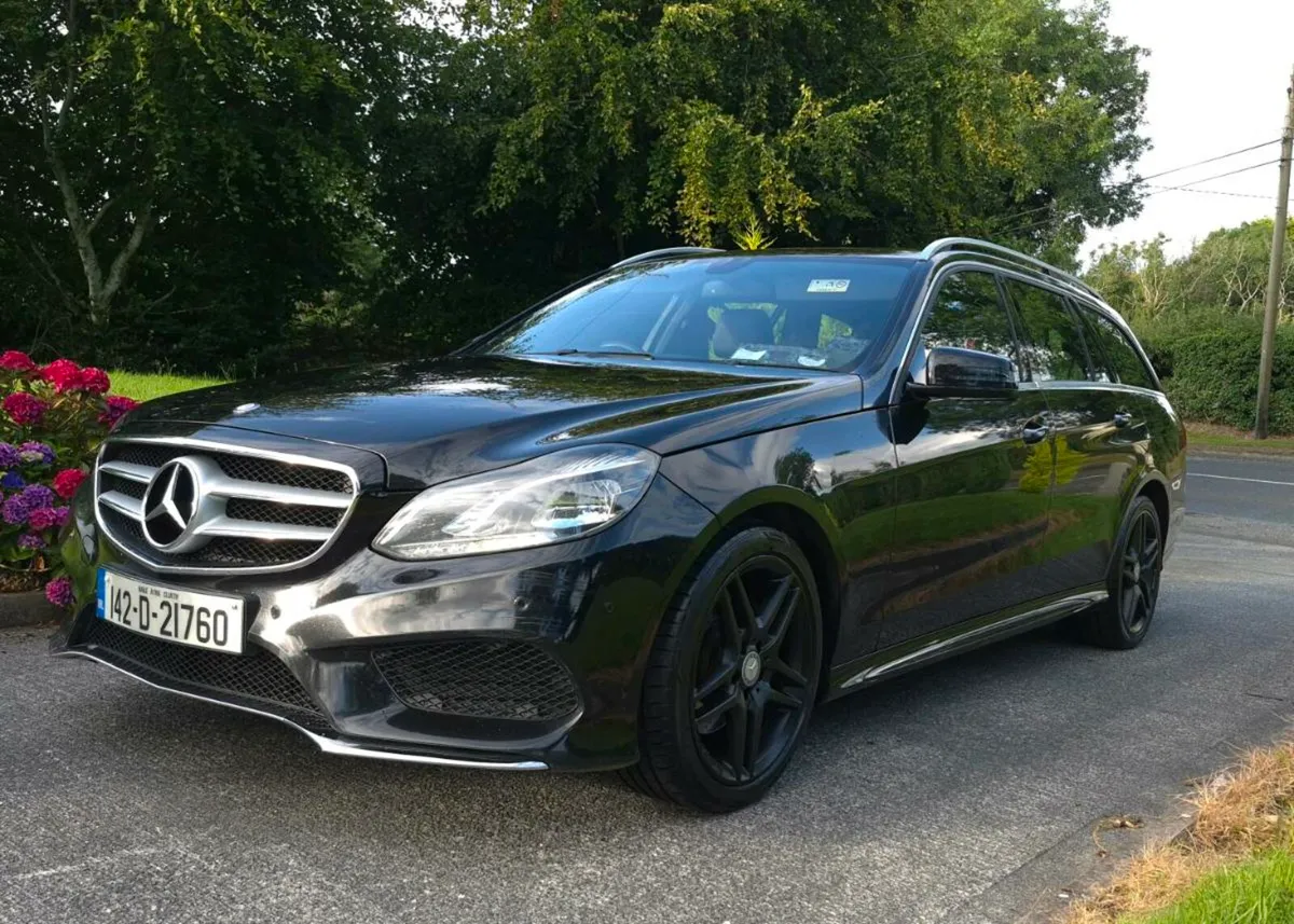 Mercedes E220 CDI AMG SPORT. Fully serviced - Image 1