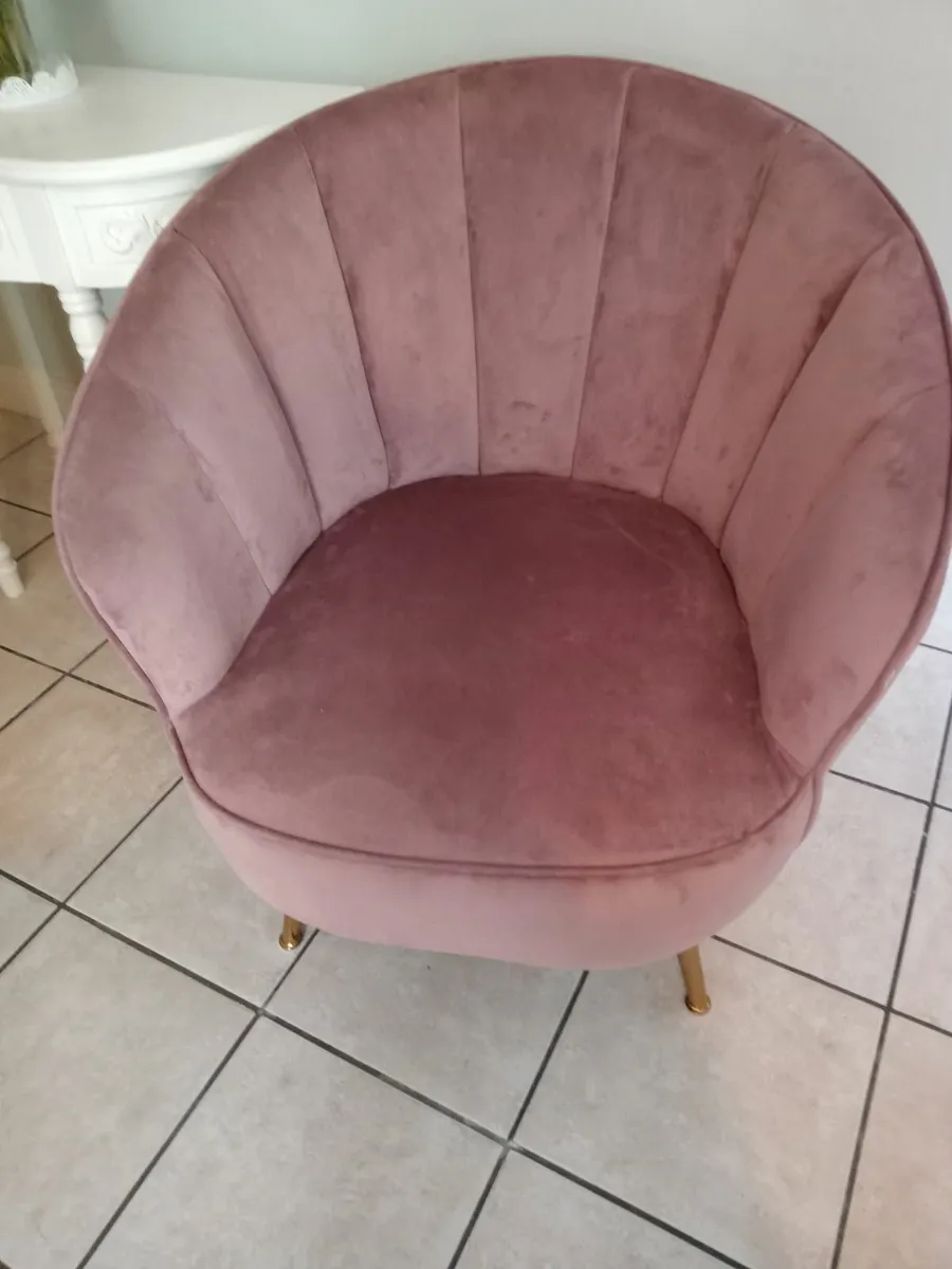Chair - Image 1