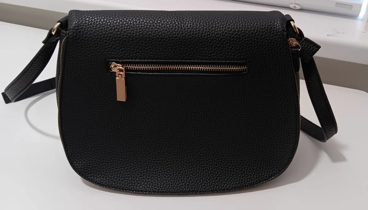 Crossbody Saddle Bag - Image 1