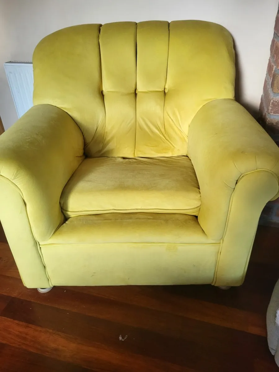 Armchair - Image 2