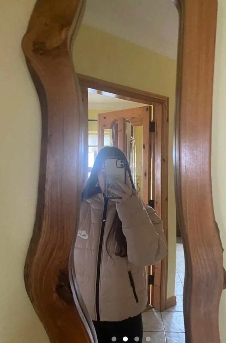Women’s Nike coat - Image 2