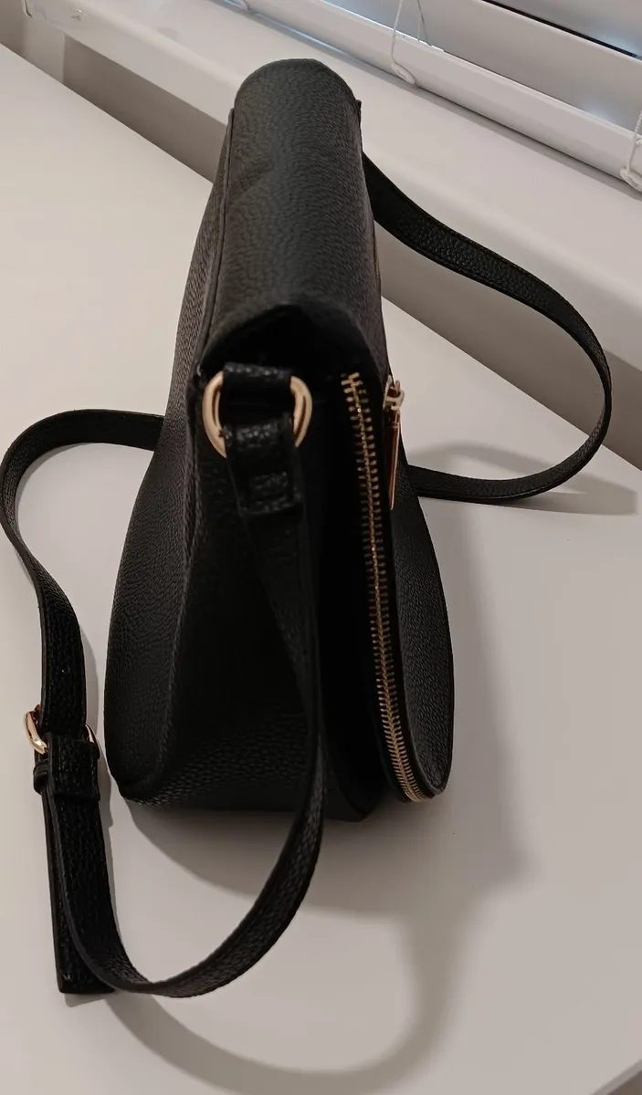 Crossbody Saddle Bag - Image 3