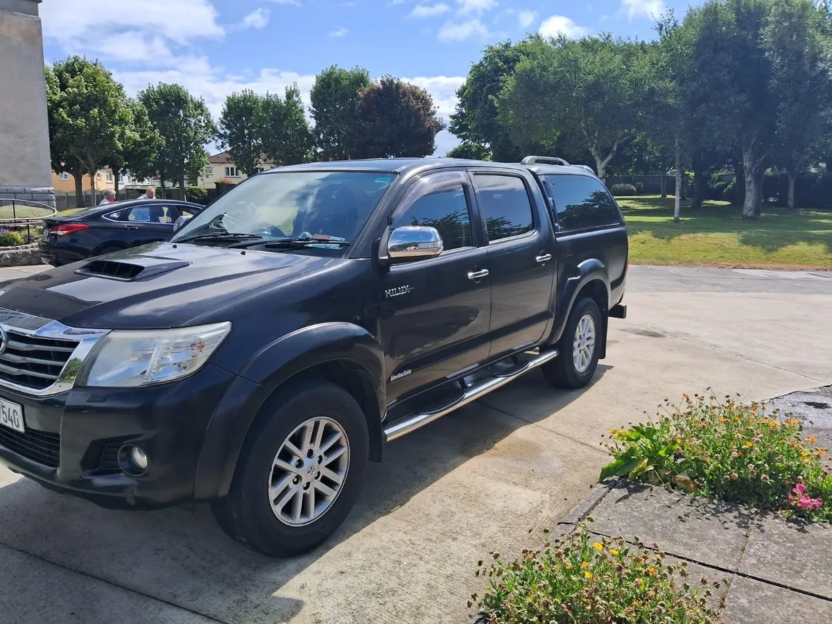 2013 Toyota Hilux 2.4 litre - Image 3