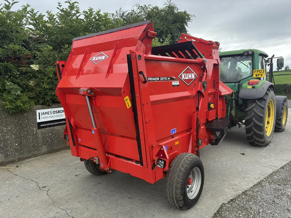 Kuhn 3570M Straw Chopper - Image 1