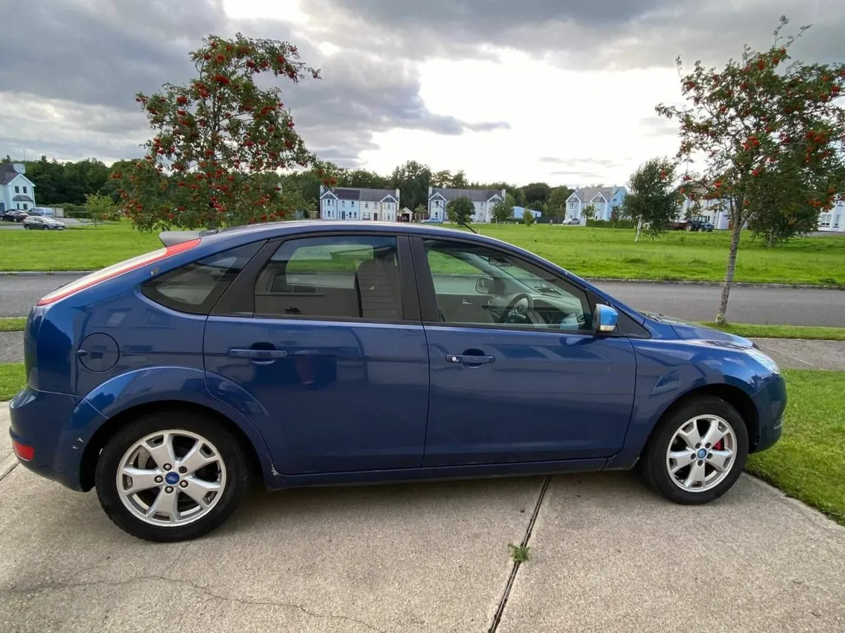Ford Focus 2009 - Image 3