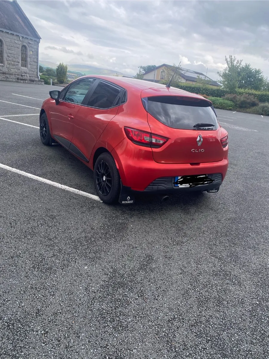 Renault Clio 2016 - Image 2
