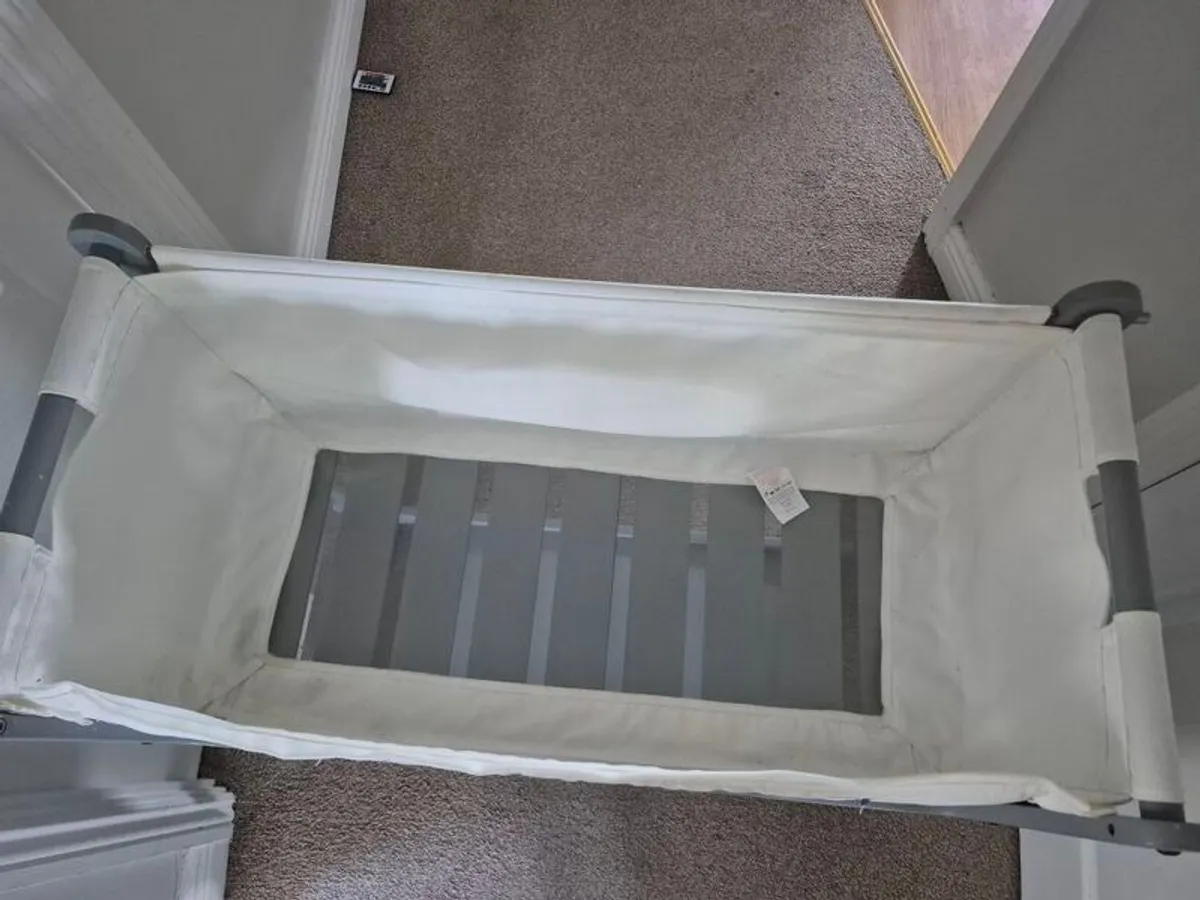 Snuz pod bedside crib - Image 3
