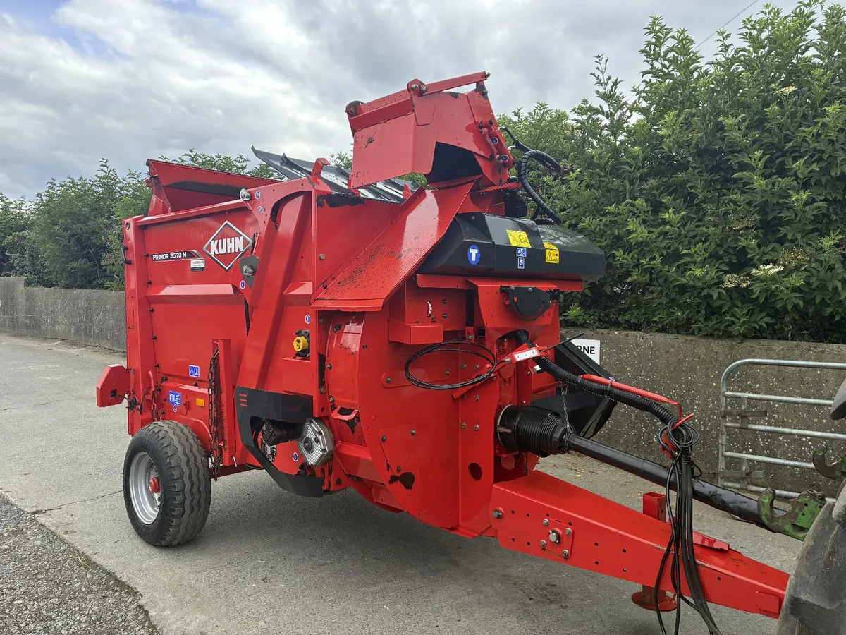 Kuhn 3570M Straw Chopper - Image 2