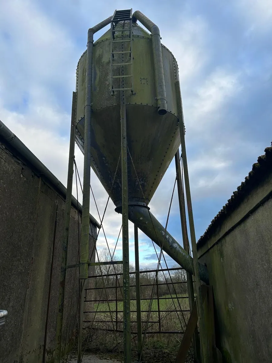 Feed Bin - Image 3
