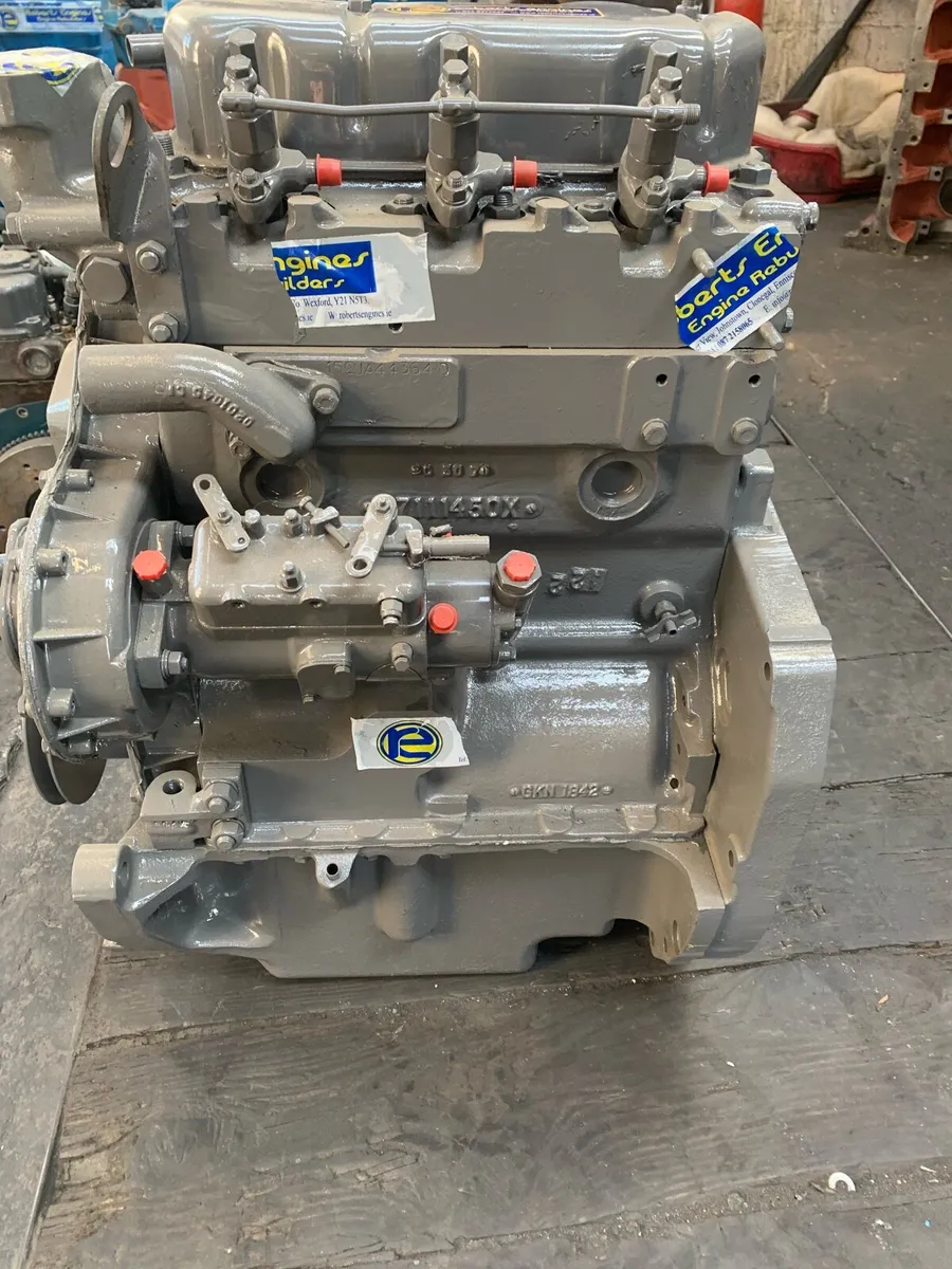 Reconditioned mf 135 engine - Image 1