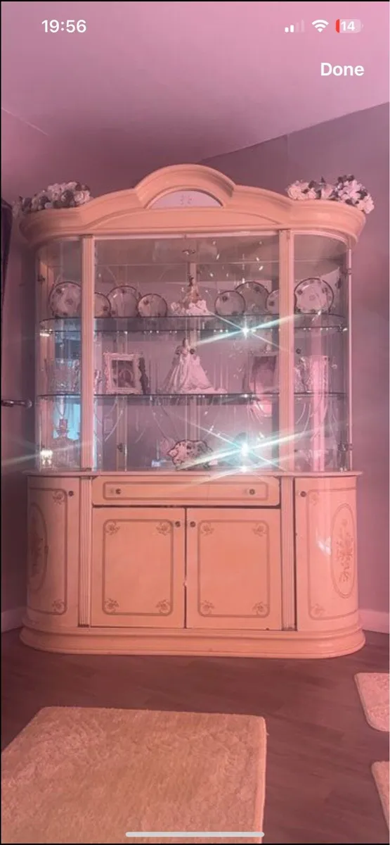 Cabinet - Image 2