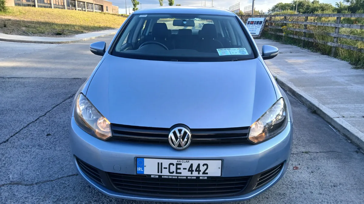 Volkswagen Golf 2011 1.6 TREND LINE  MODEL - Image 2