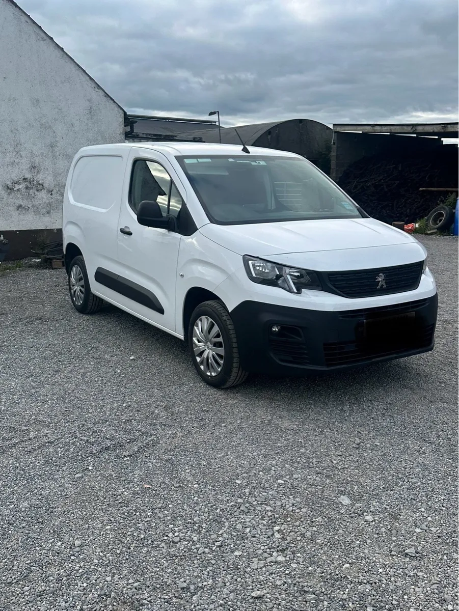 2021 Peugeot partner - Image 1