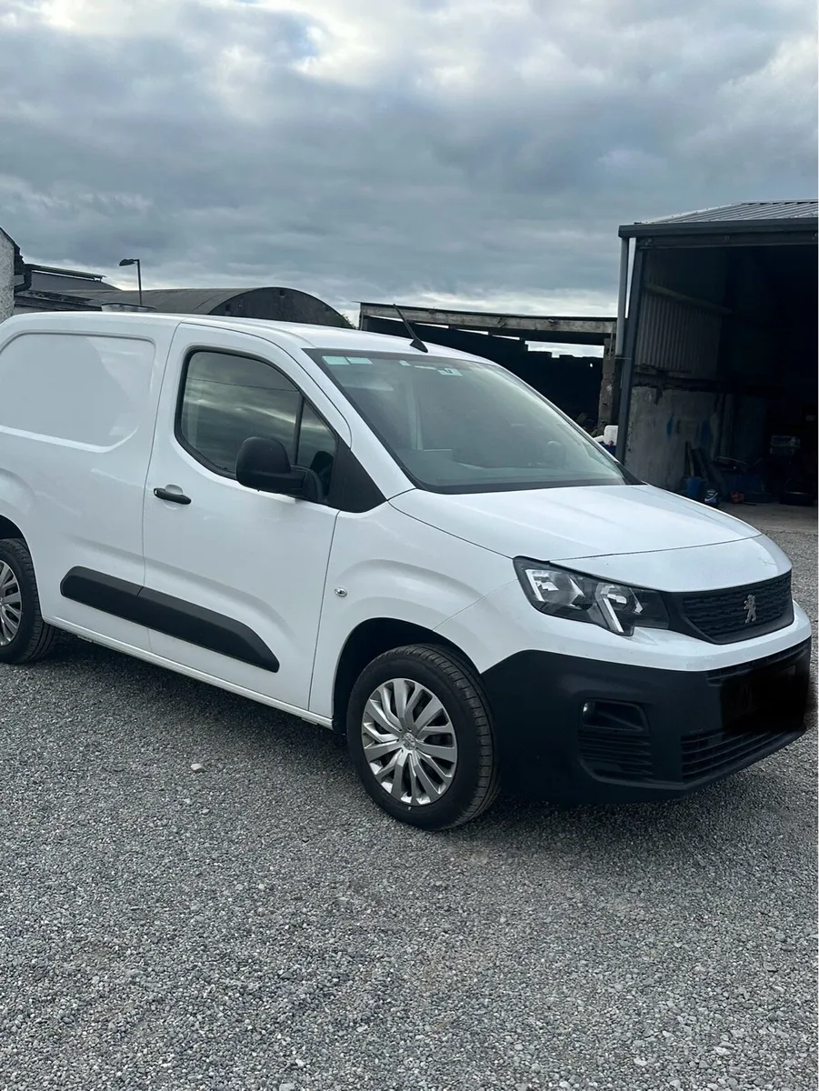 2021 Peugeot partner - Image 2