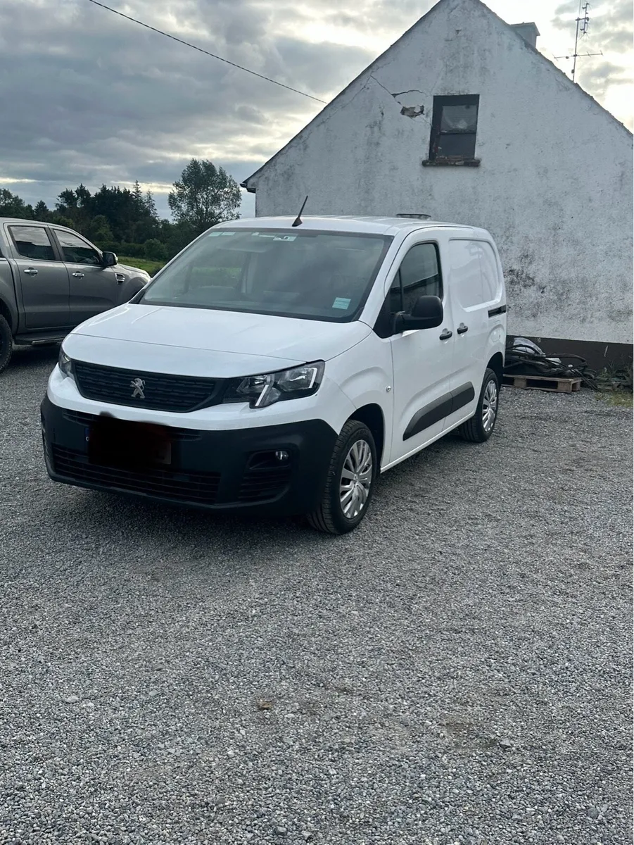 2021 Peugeot partner - Image 4